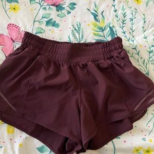 lululemon hotty hot 2.5”